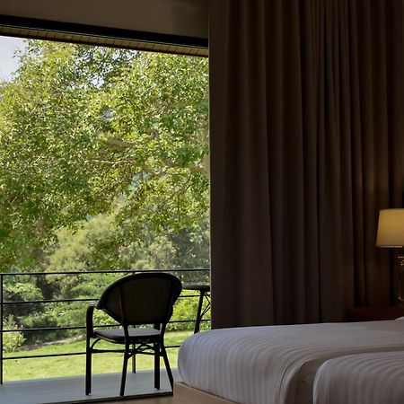 Monlada Khaoyai Hotel Му Си Екстериор снимка