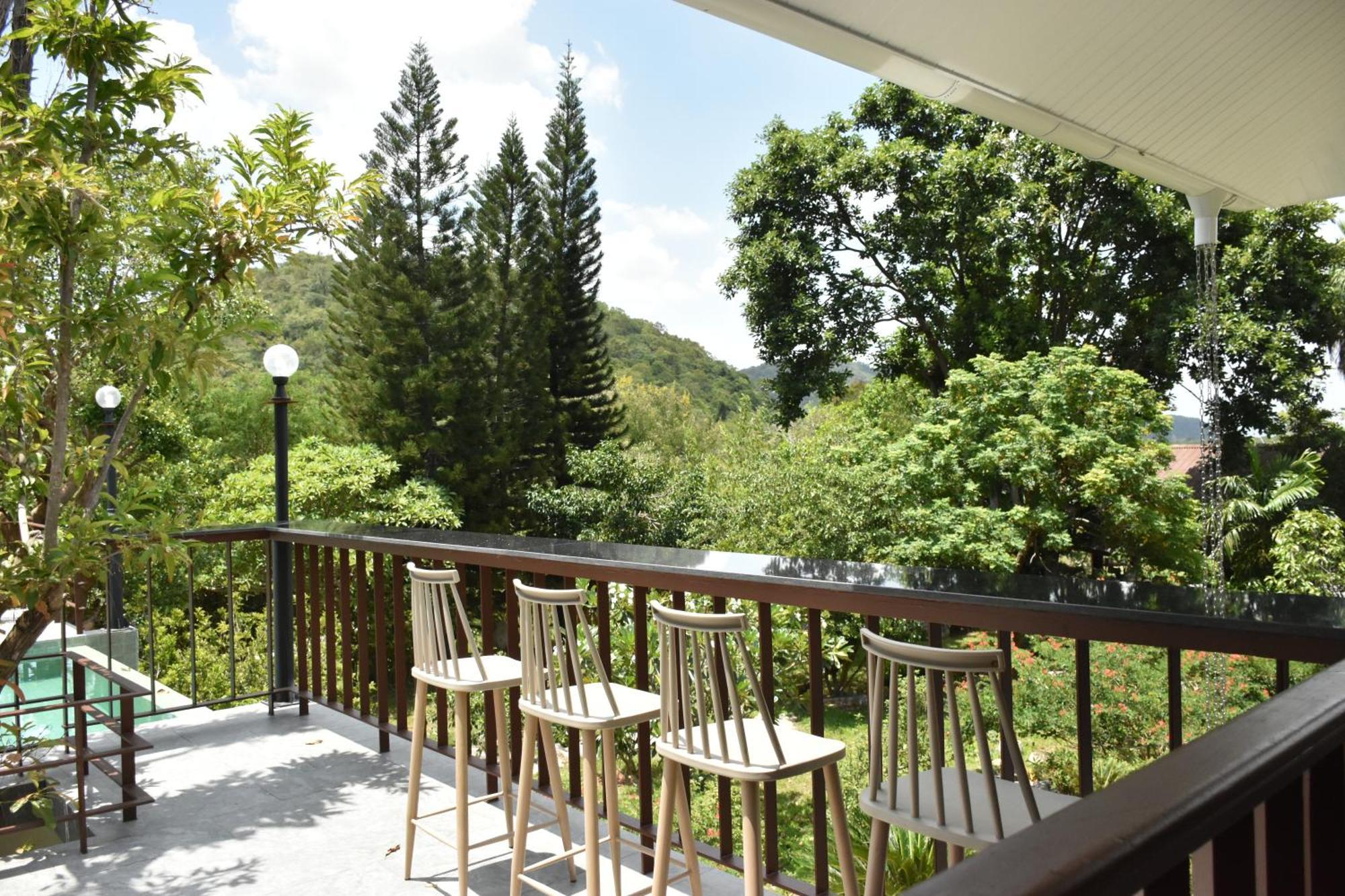 Monlada Khaoyai Hotel Му Си Екстериор снимка