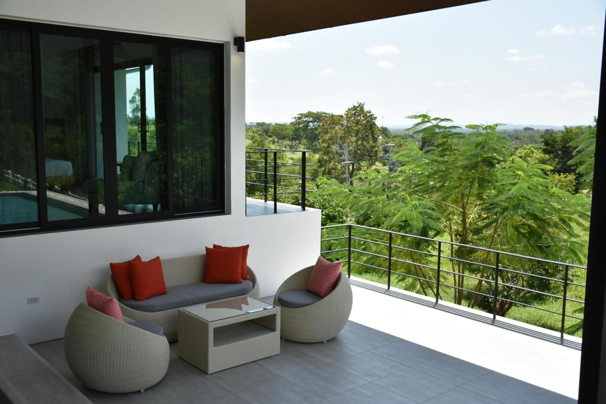 Monlada Khaoyai Hotel Му Си Екстериор снимка